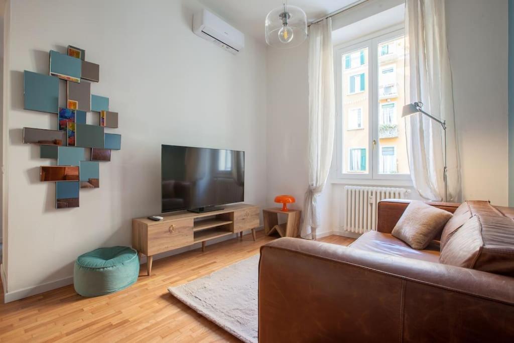 Hacca Collection - Chic 2br In Cool Porta Venezia District * Milaan